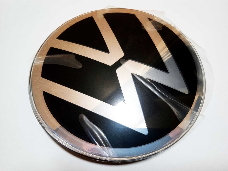 Емблема під дистронік VW Tiguan - 5NA853601M