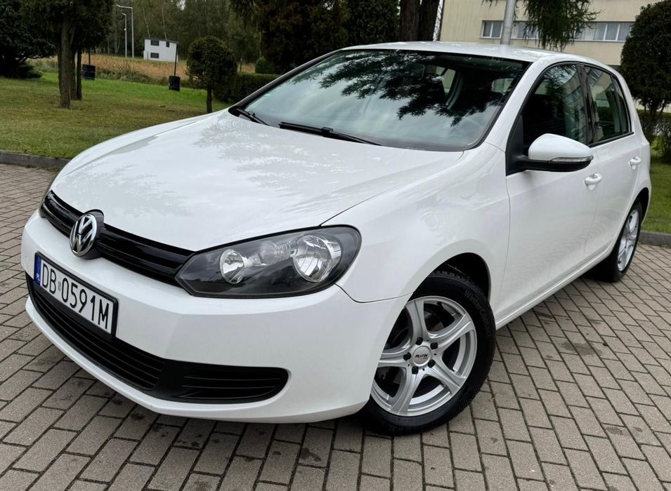 Volkswagen Golf 1.6 MPi DSG !! *AUTOMAT*Navi*Bogata Wersja*102KM *kamera*super Stan*