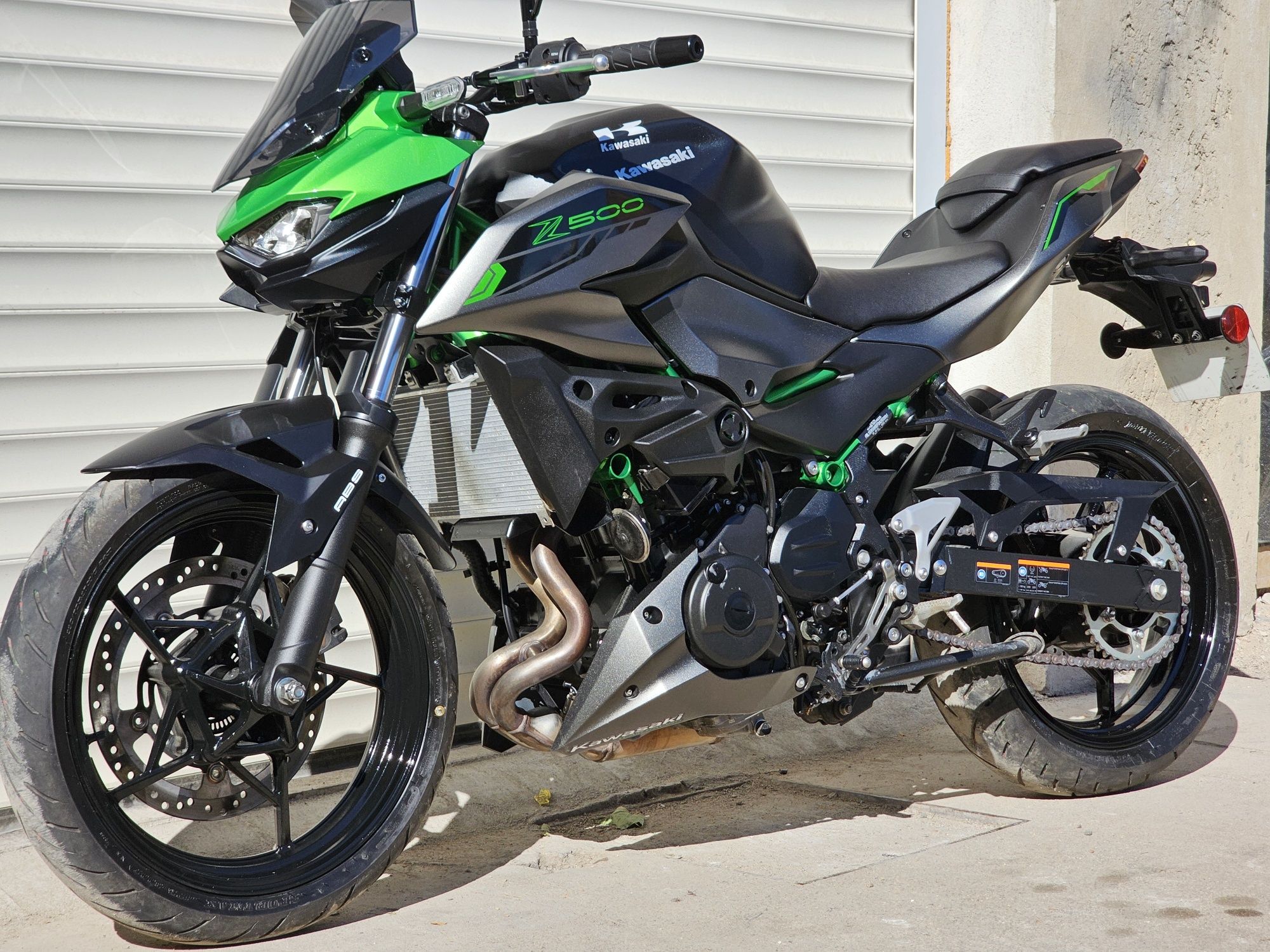 Kawasaki Z500  przebieg 2tys km 2024 rok nowy model
