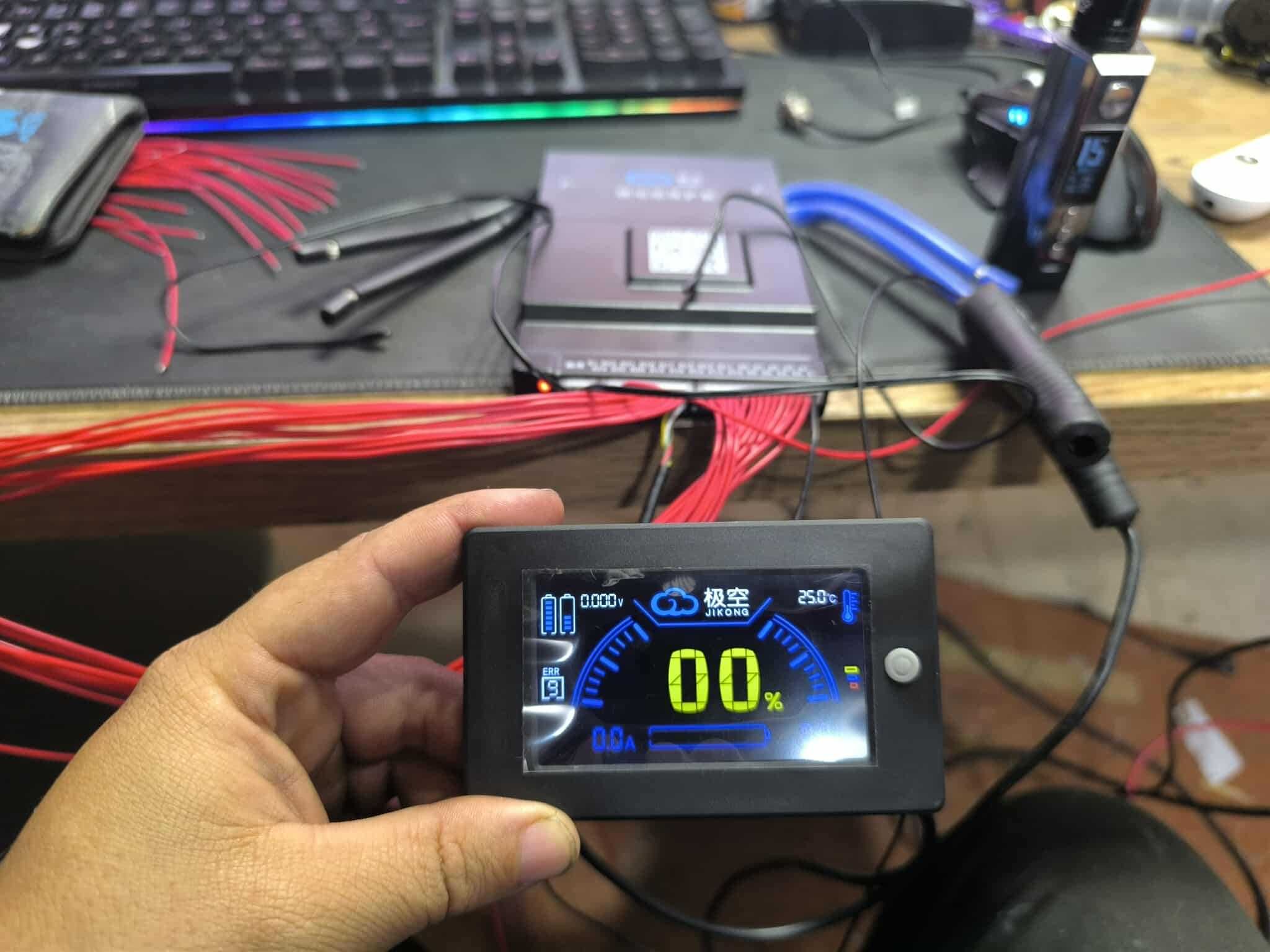 BMS JK-B2A24S20P — 8-24S, 200A, Balanceamento Ativo 2A, Bluetooth