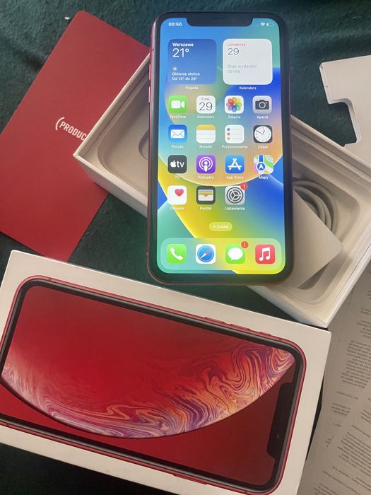 iPhone XR 128GB Red