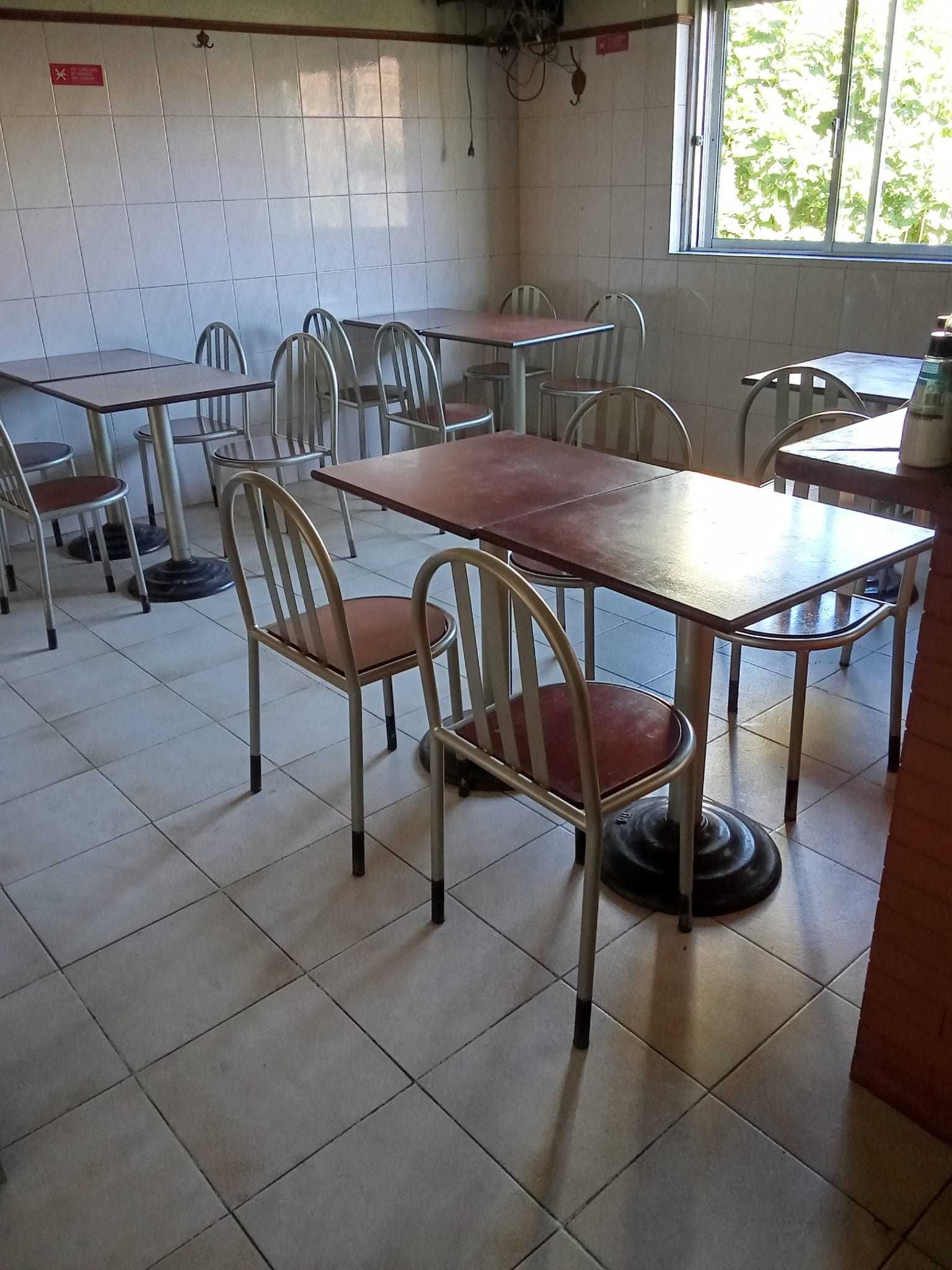 ALUGA-SE espaço Restaurante/Churrasqueira