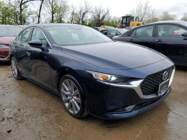 Mazda 3 Preferred 2019 *