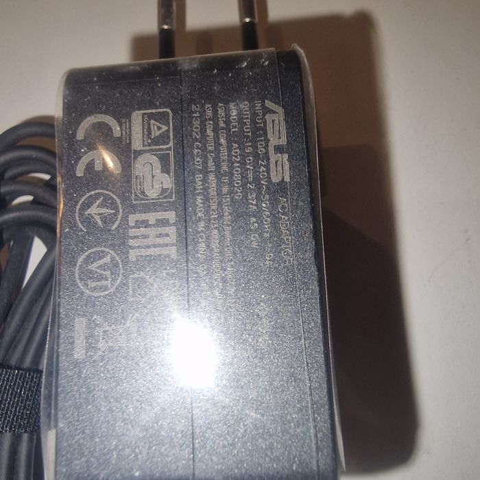 Блок питания (зарядка) для ноутбука Asus 45W (19V 2,37А 4,0мм*1,35мм)
