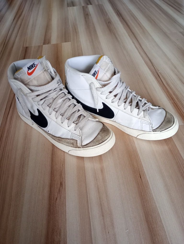 Wysokie adidasy NIKE rozm 40 plus granatowe kllapki