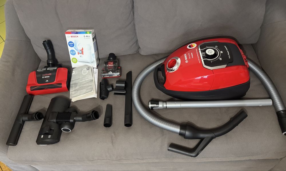 Nowy Odkurzacz Workowy Bosch Serie 8 ProAnimal BGB8PET1