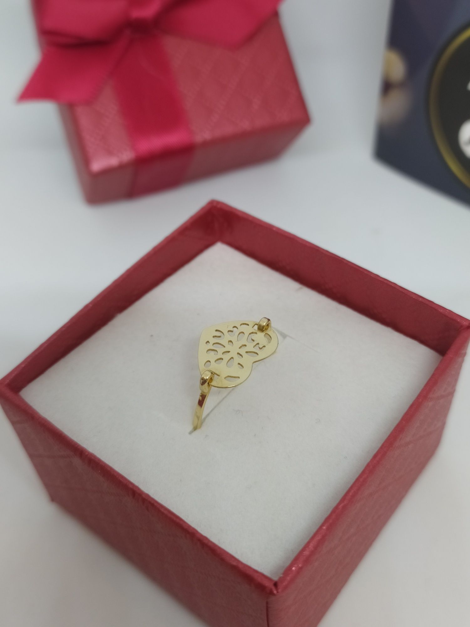 Piękny oryginalny złoty pierścionek z serduszkiem złoto pr 585