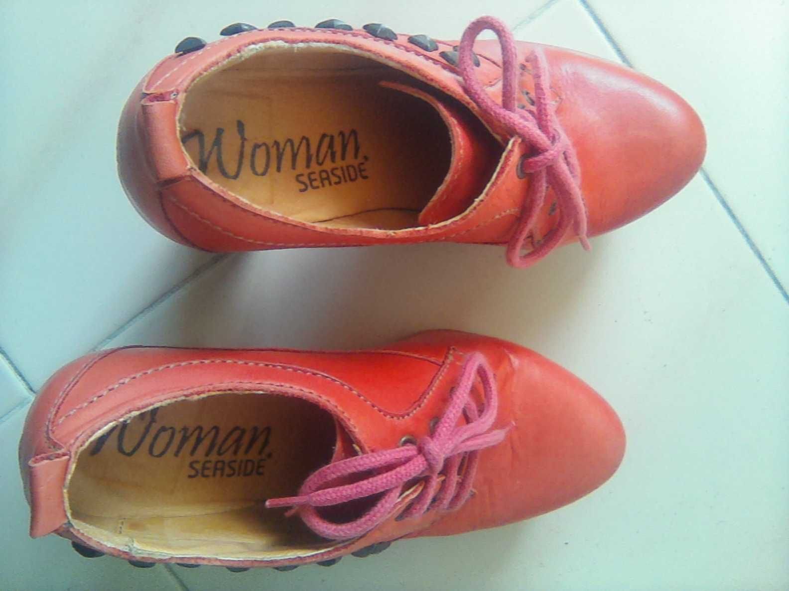 "  Sandálias / Sapatos"