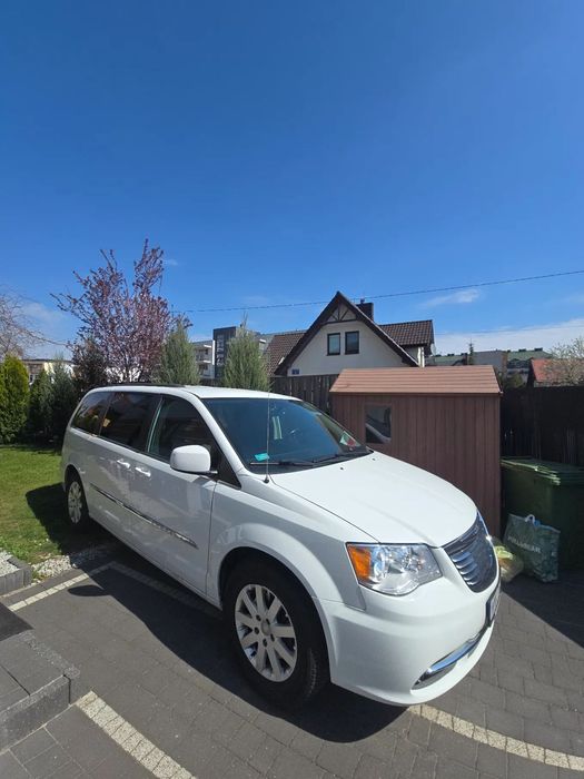 Chrysler Town & Country Sprzedam swój prywatny samochód Chrysler TownCounty 2016