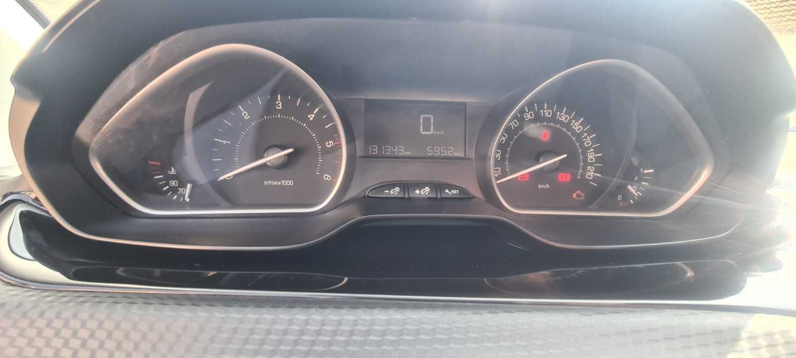 Peugeot 208 1.6 BlueHDi Style