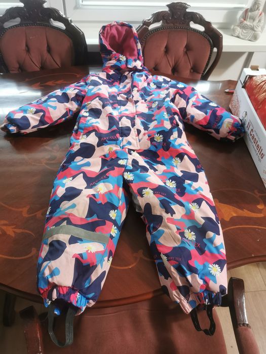 Kombinezon zimowy rozm 122