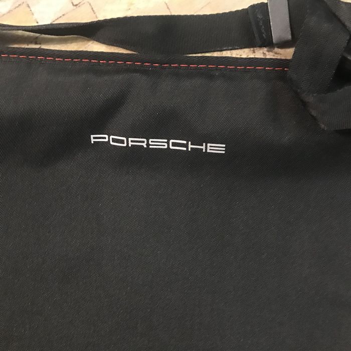 Захисний килимок/защитный коврик/ від PORSCHE під автокрісло .