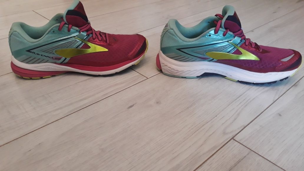 Damskie buty do biegania BROOKS Ravenna 8 rozmiar 38