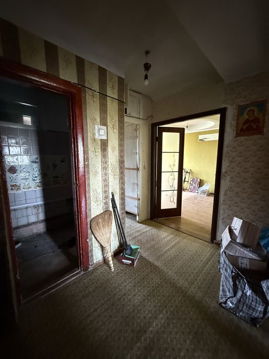 Киевка. Трешка под ремонт