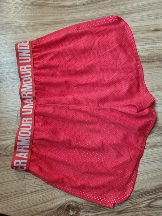 Spodenki szorty Under armour XS 34 z kieszeniami
