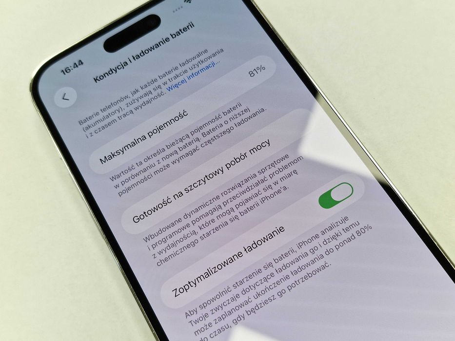 Iphone 14 PRO MAX 256GB/ Silver/ BAT 81%/ Grade A-/ + ładowarka