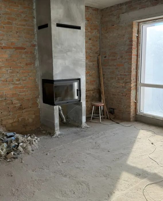 Продаж 3 поверхового дуплекса