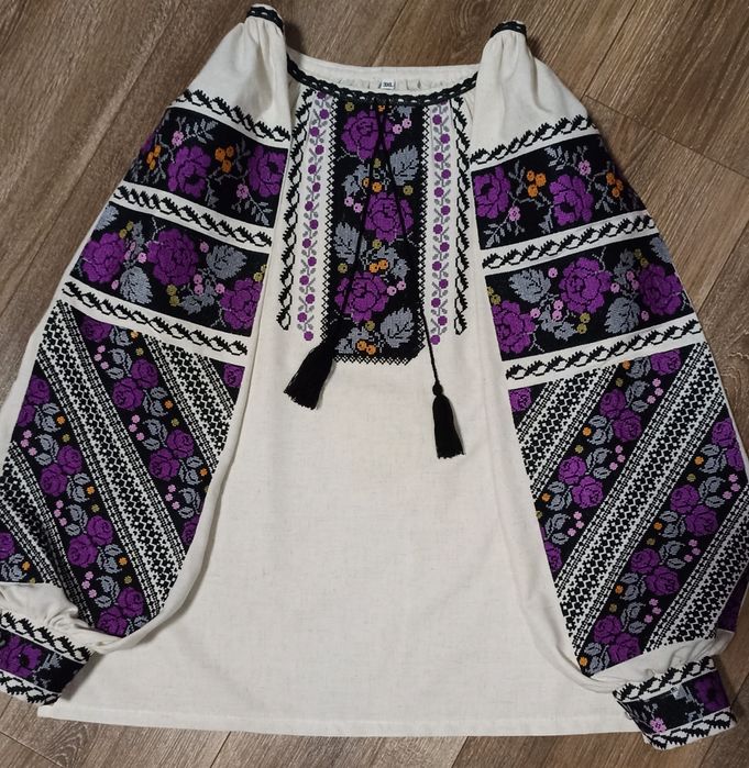 Вишиванки жіночі