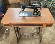 Máquina de costua Oliva