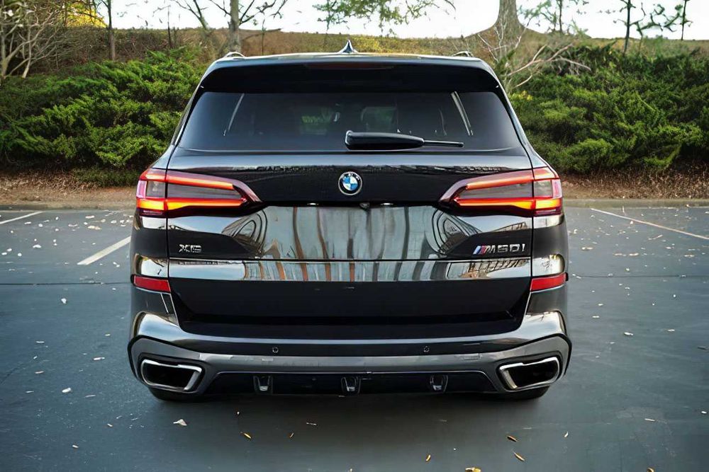 BMW X5      2023