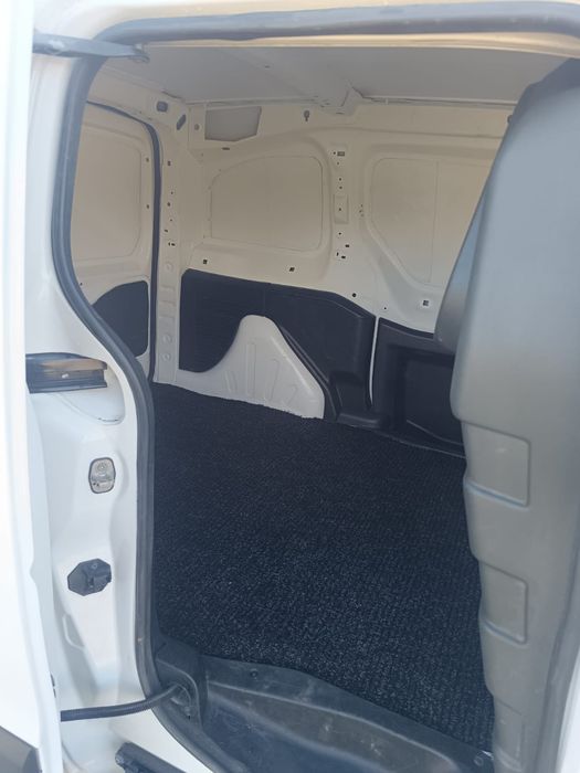 PEUGEOT PARTNER 1.6 HDI 3 LUG 2013 poucos km