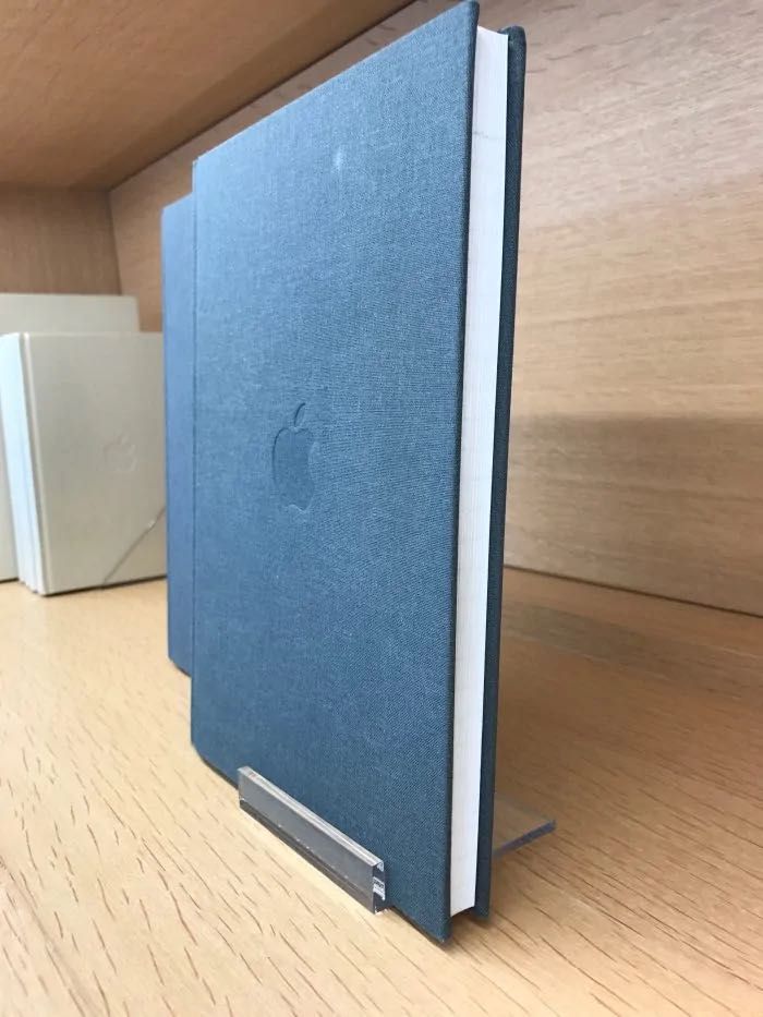 Booklet Apple Infinite Loop 2016 Novo/selado colecionador