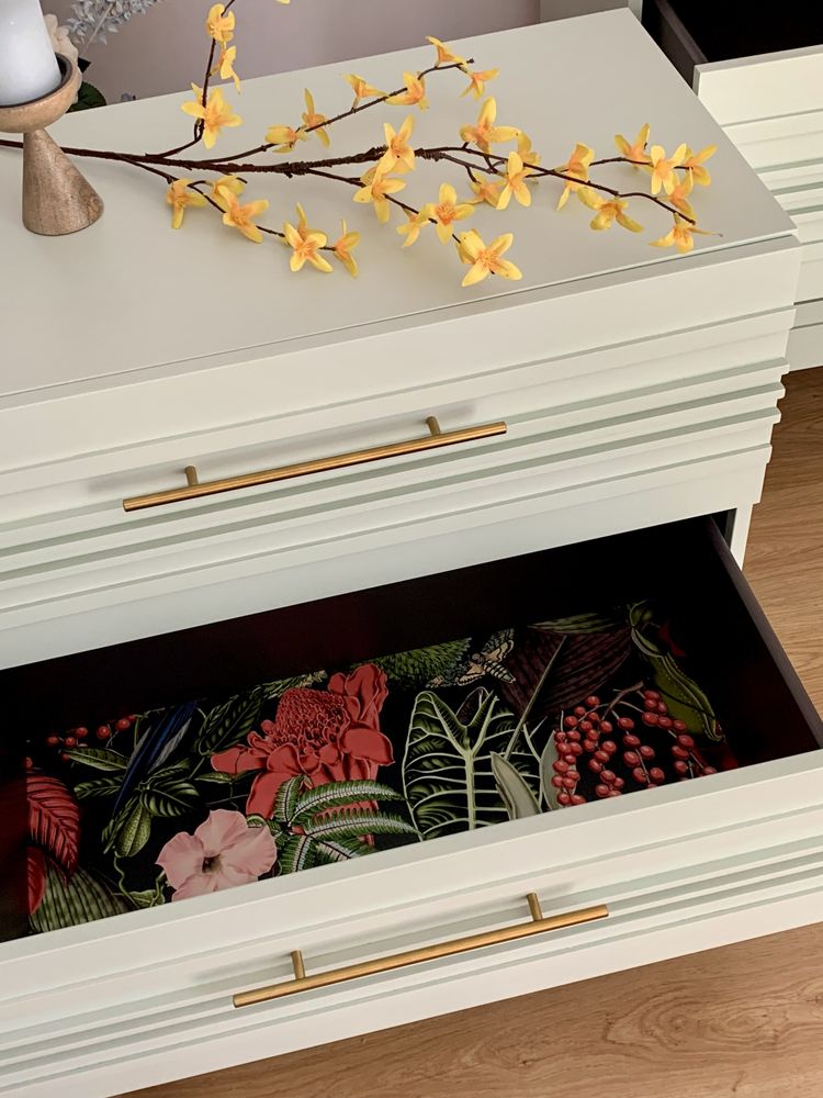 Dwie stylowe komody IKEA– miętowa elegancja w nowoczesnym wydaniu!