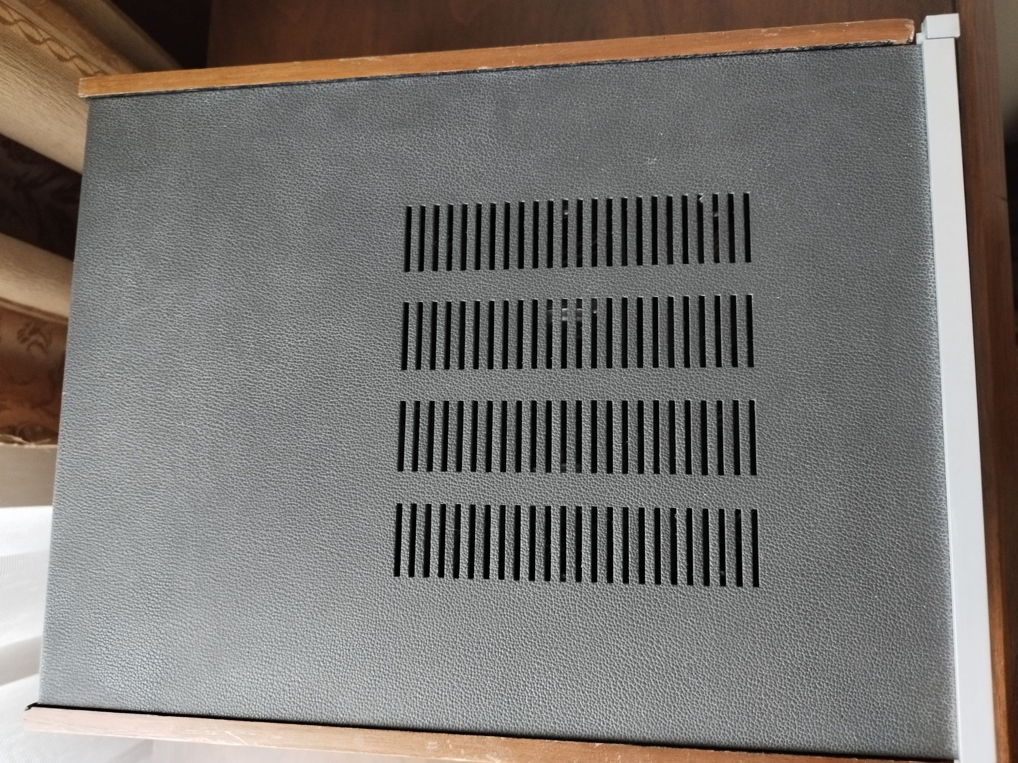Підсилювач Revox A722 Power 2 x 60 Watt  Hi-End