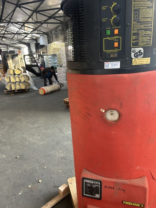 Pompa ciepła CWIU Blomberg/Floring 300 l