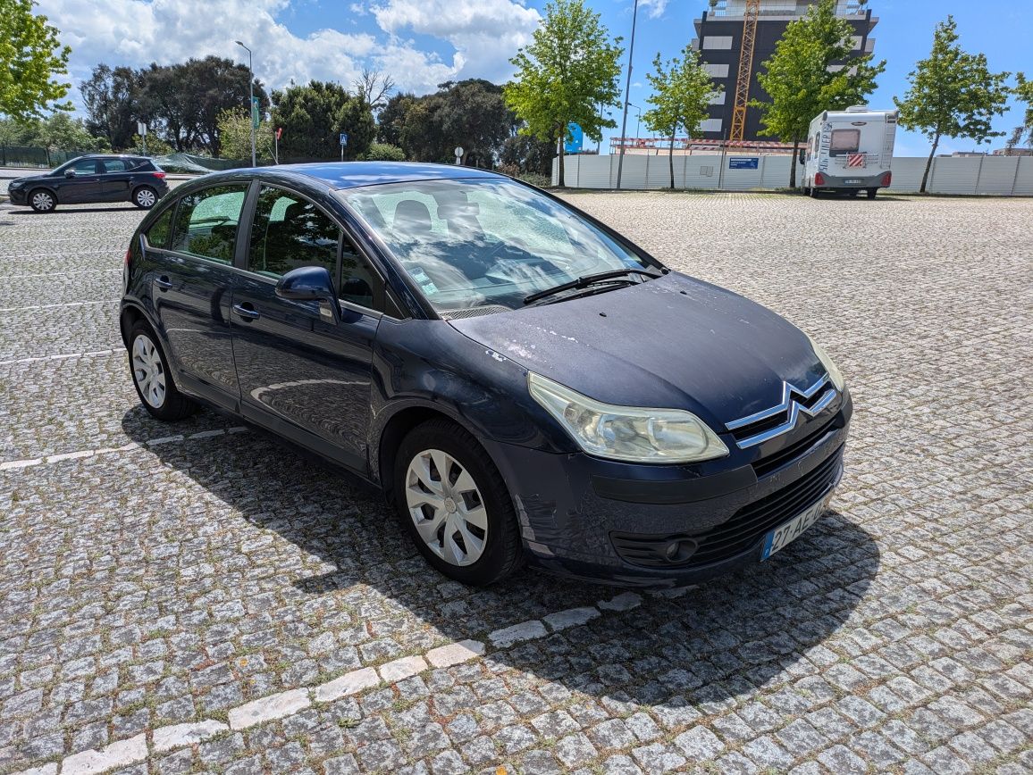 Citroën C4 em bom estado