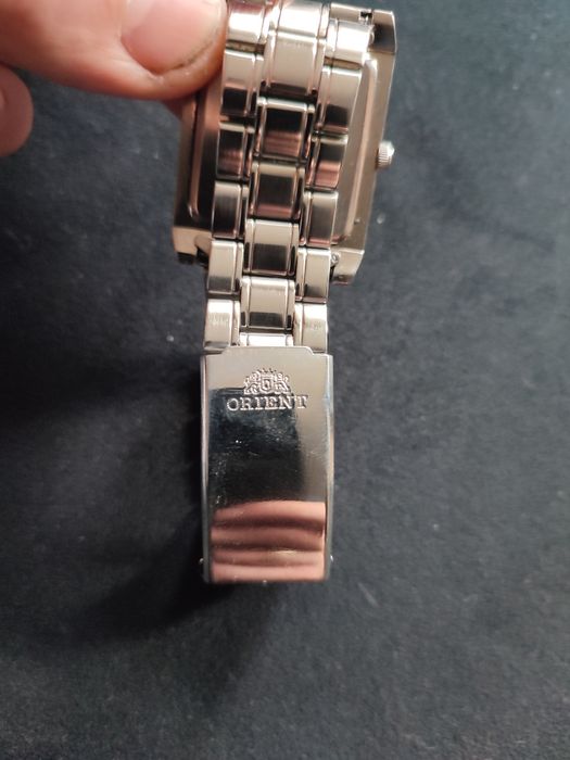 Продам оригінальний orient titanium