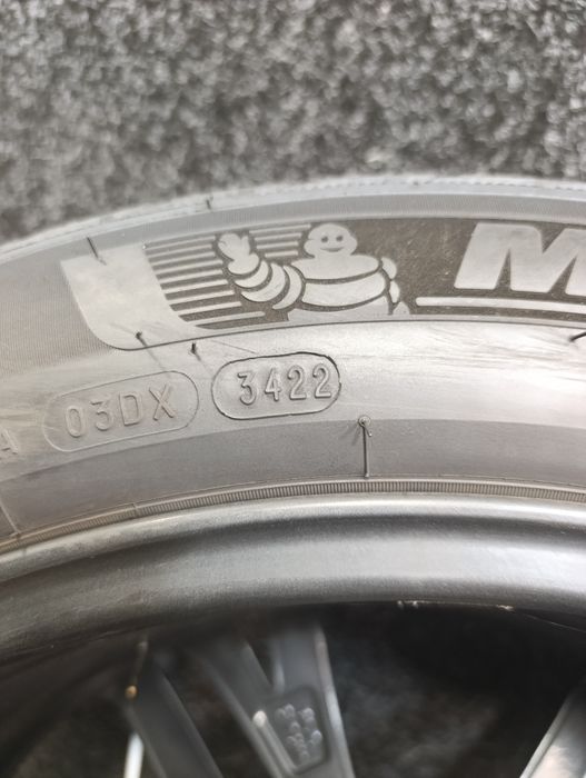 Пара  255/45R20 Michelin