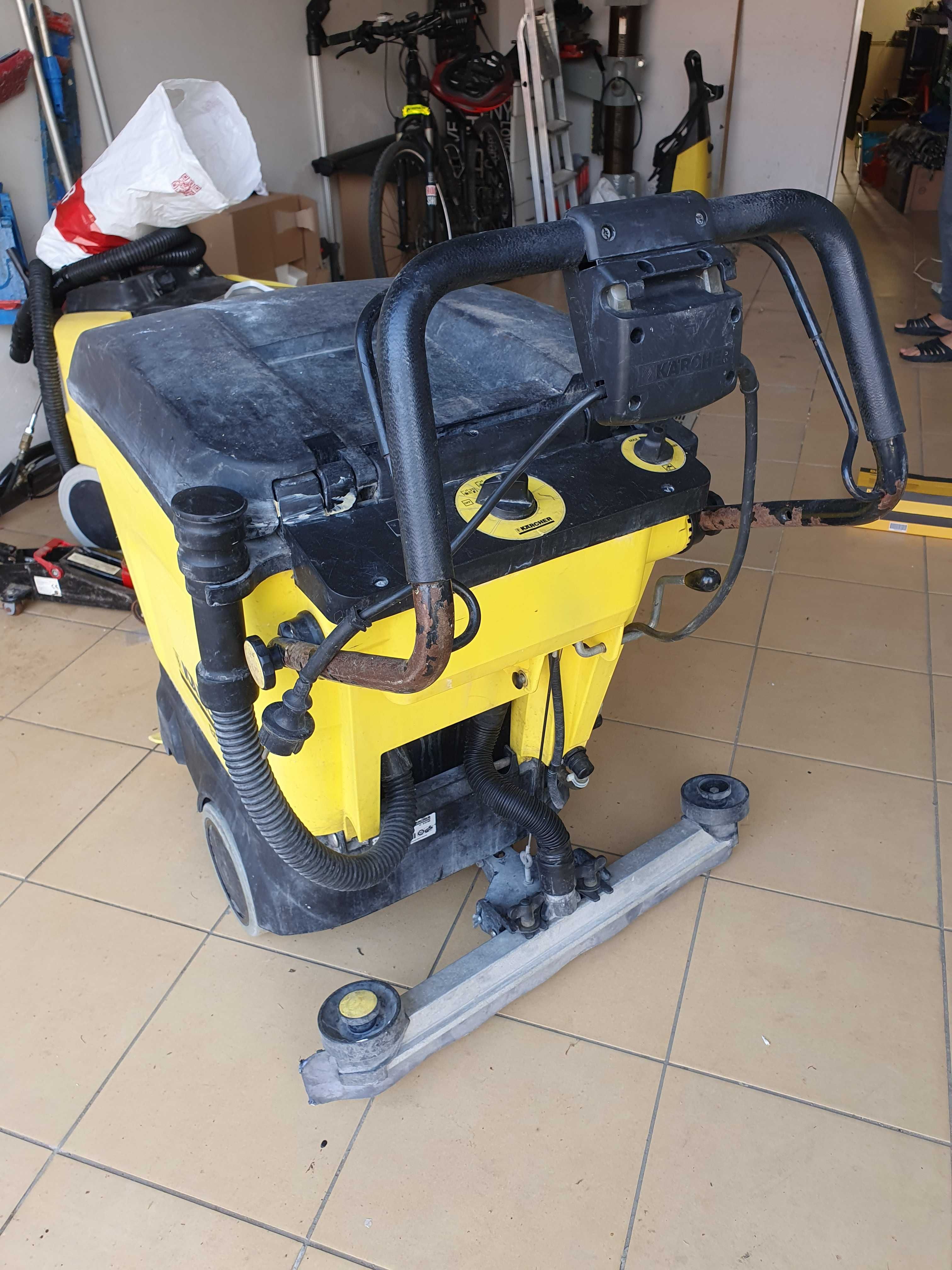 Szorowarka do podłóg karcher bd 40/25c