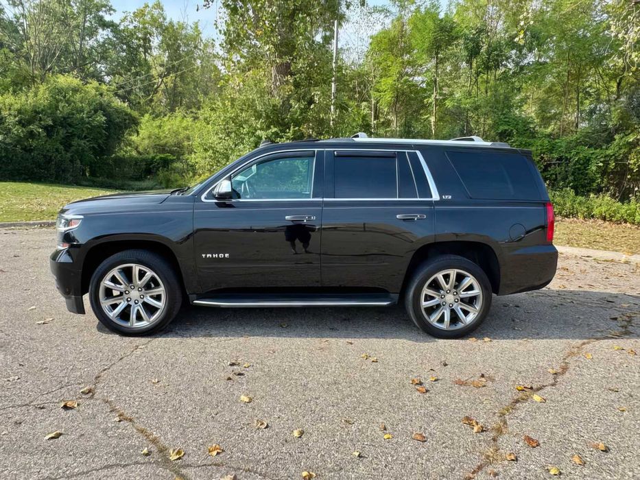 Chevrolet Tahoe      2015