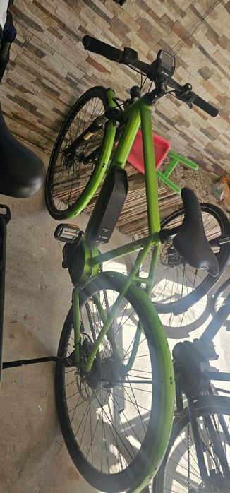 Bicicletas eletricas motor bosch e bateria bosch com carregador  bom e