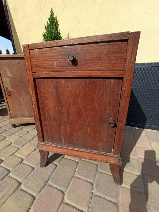 Stara szafka  bez blatu