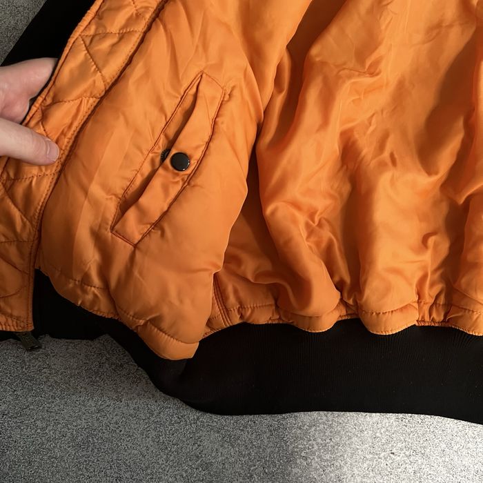 Нейлоновий бомбер ALPHA INDUSTRIES оригінальна чоловіча куртка АЛЬФА