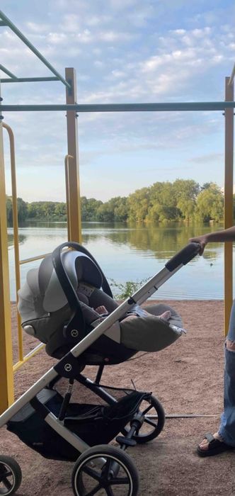 Cybex Cloud Z i-Size автокрісло