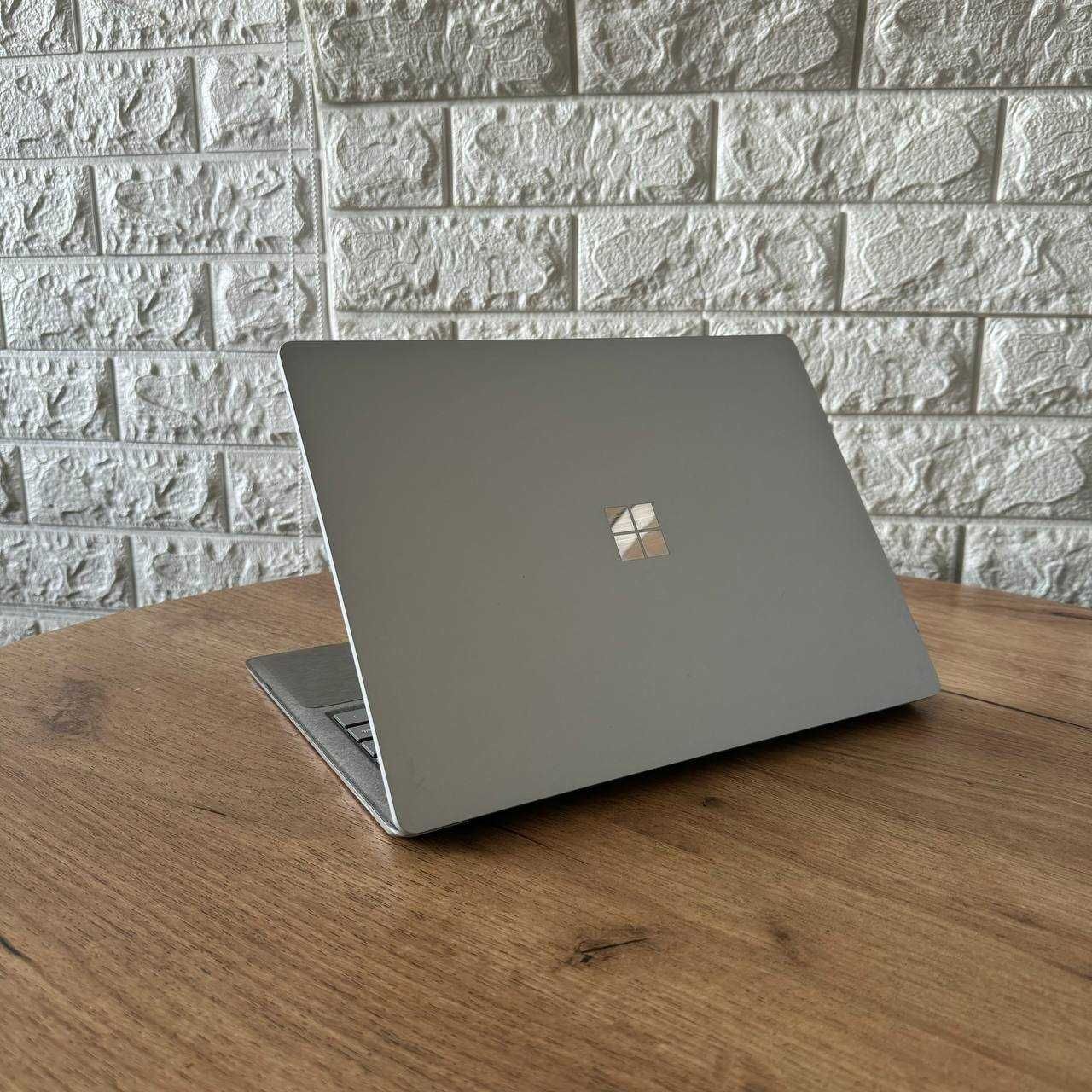 Сенсорний Surface Laptop 1 13,5" i5 7300U 8Gb SSD 128Gb