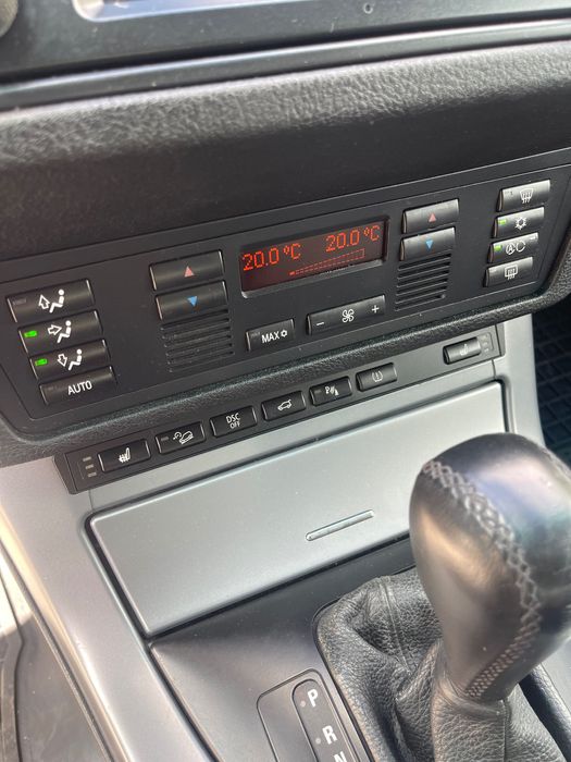 Продам BMW X5 E53 2005