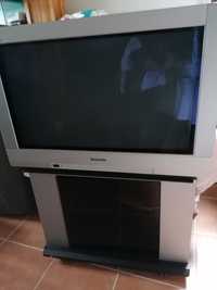 Televisor Panasonic com uns anos