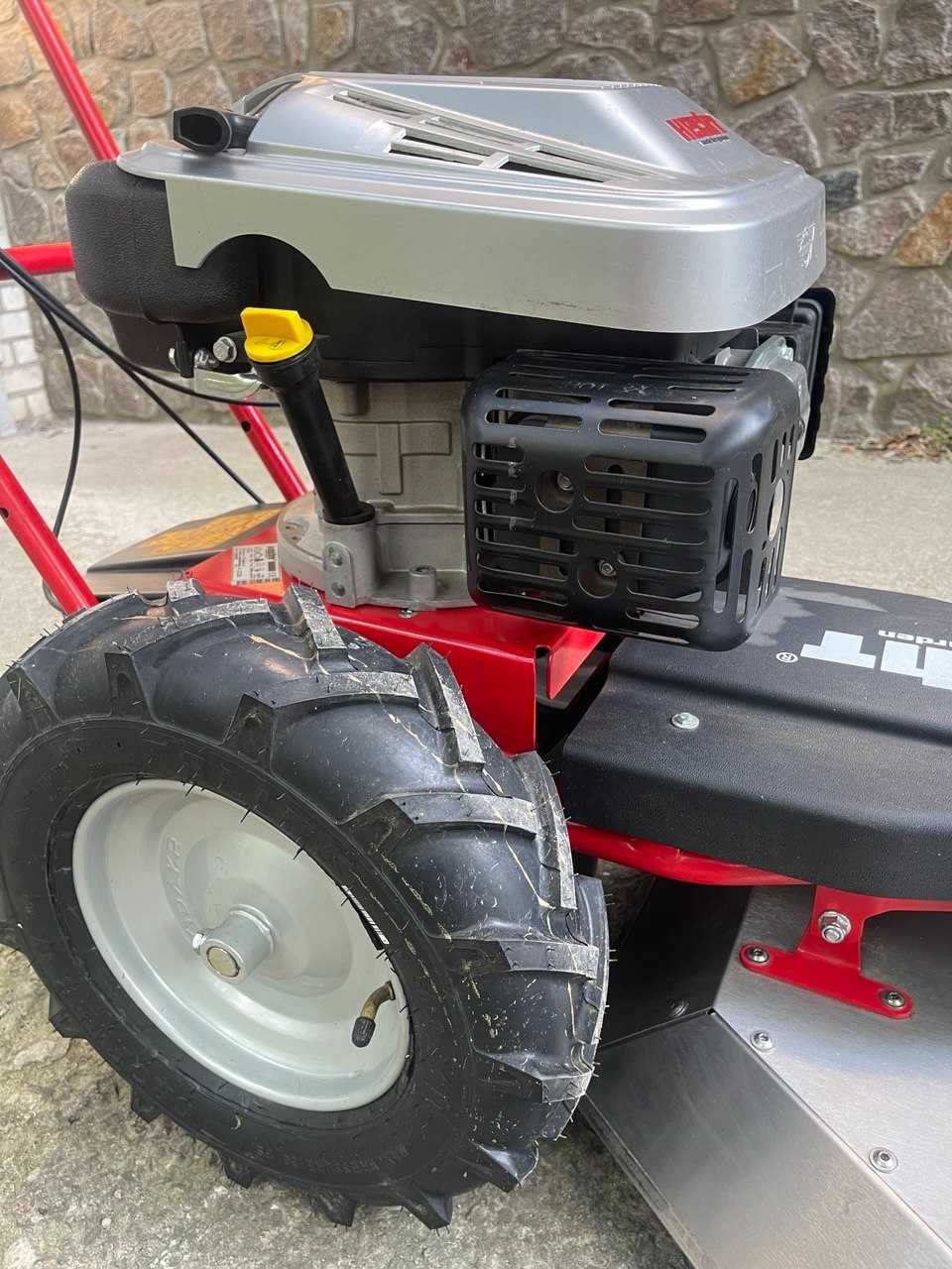 Продам сінокосарку HECHT 5060