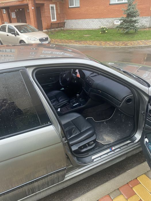 Продам BMW e39 m52b28