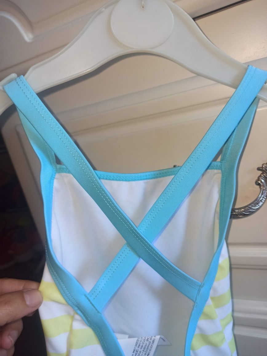 Fato de banho + cueca NOVO 6/7 anos Zippy