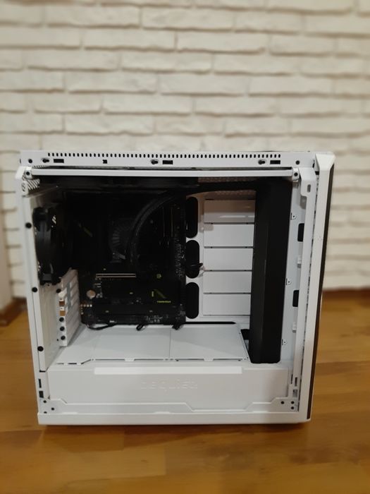 Komputer stacjonarny