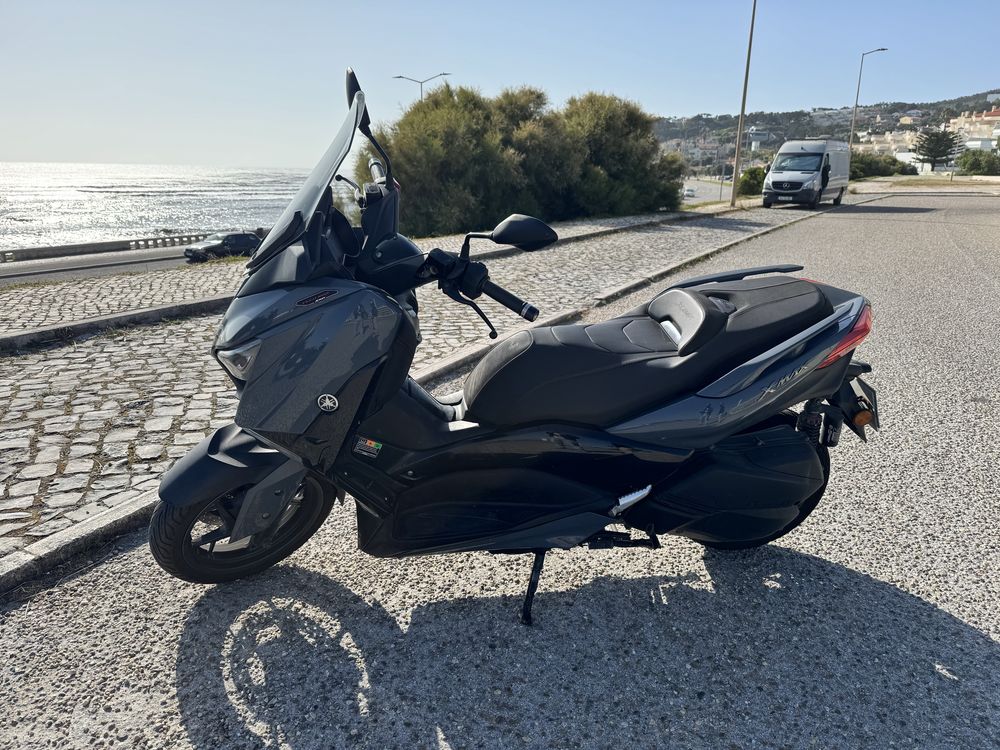Xmax 300 Tech Max