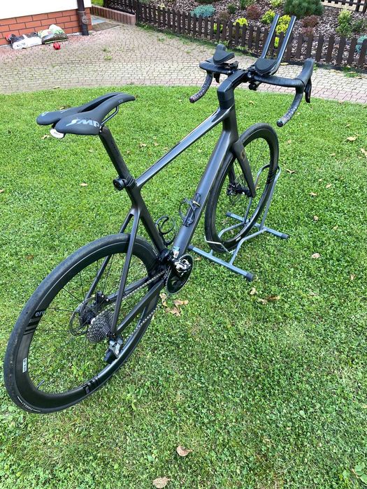 Rower Scott Addict RC 30, SRAM Rival eTap AXS, koła karbonowe, XL.