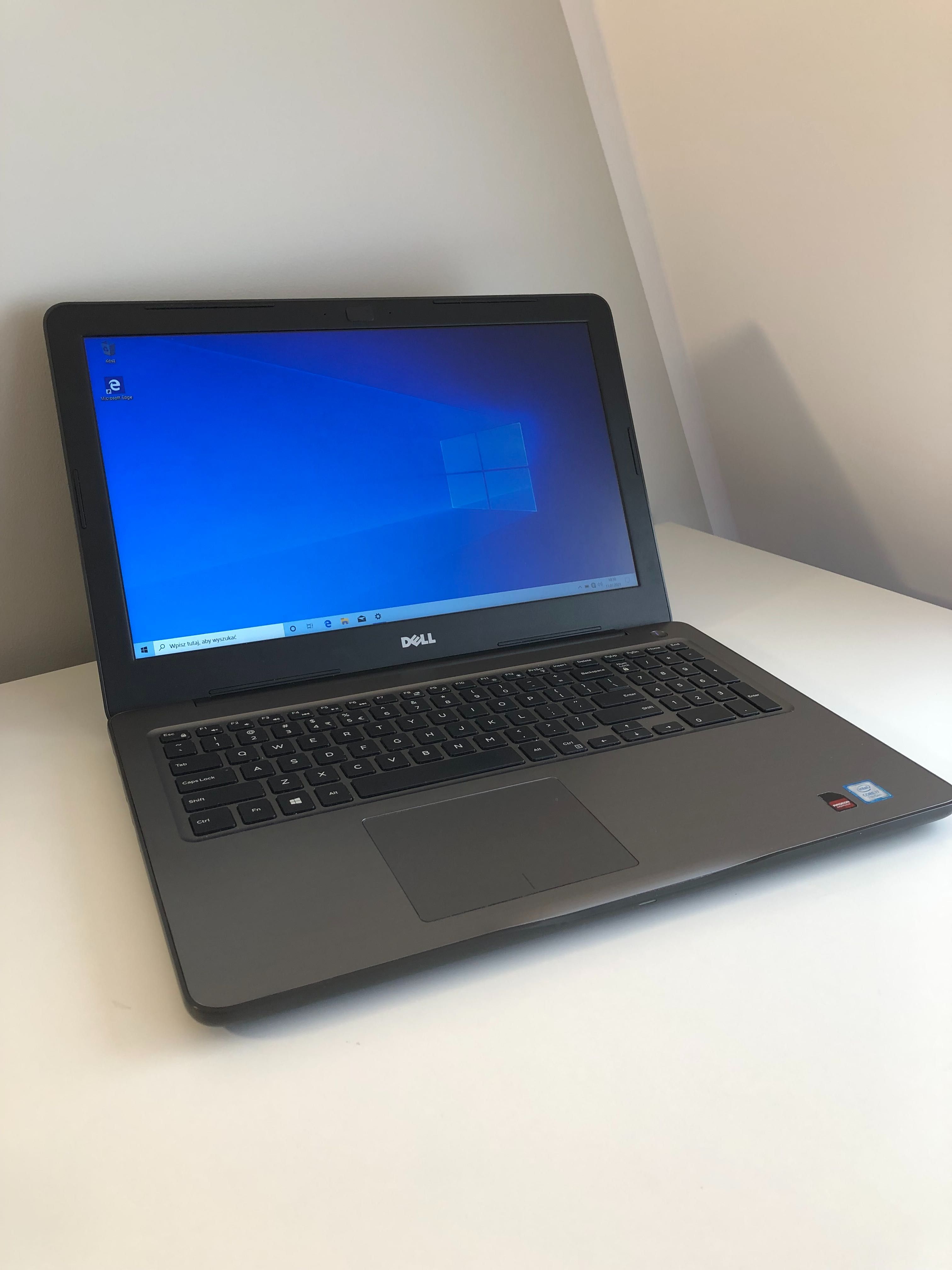 Dell Inspiron 5567 i7-7500U 8GB 256 SSD R7