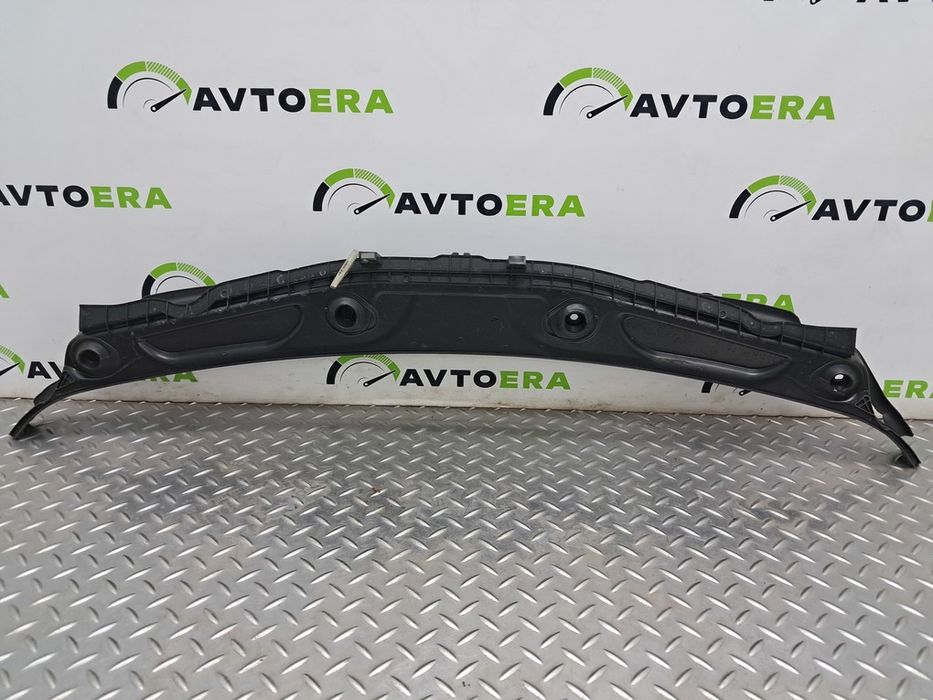 Решетка дворников (пластик) жабо BMW BMW X1 F48 51717350591