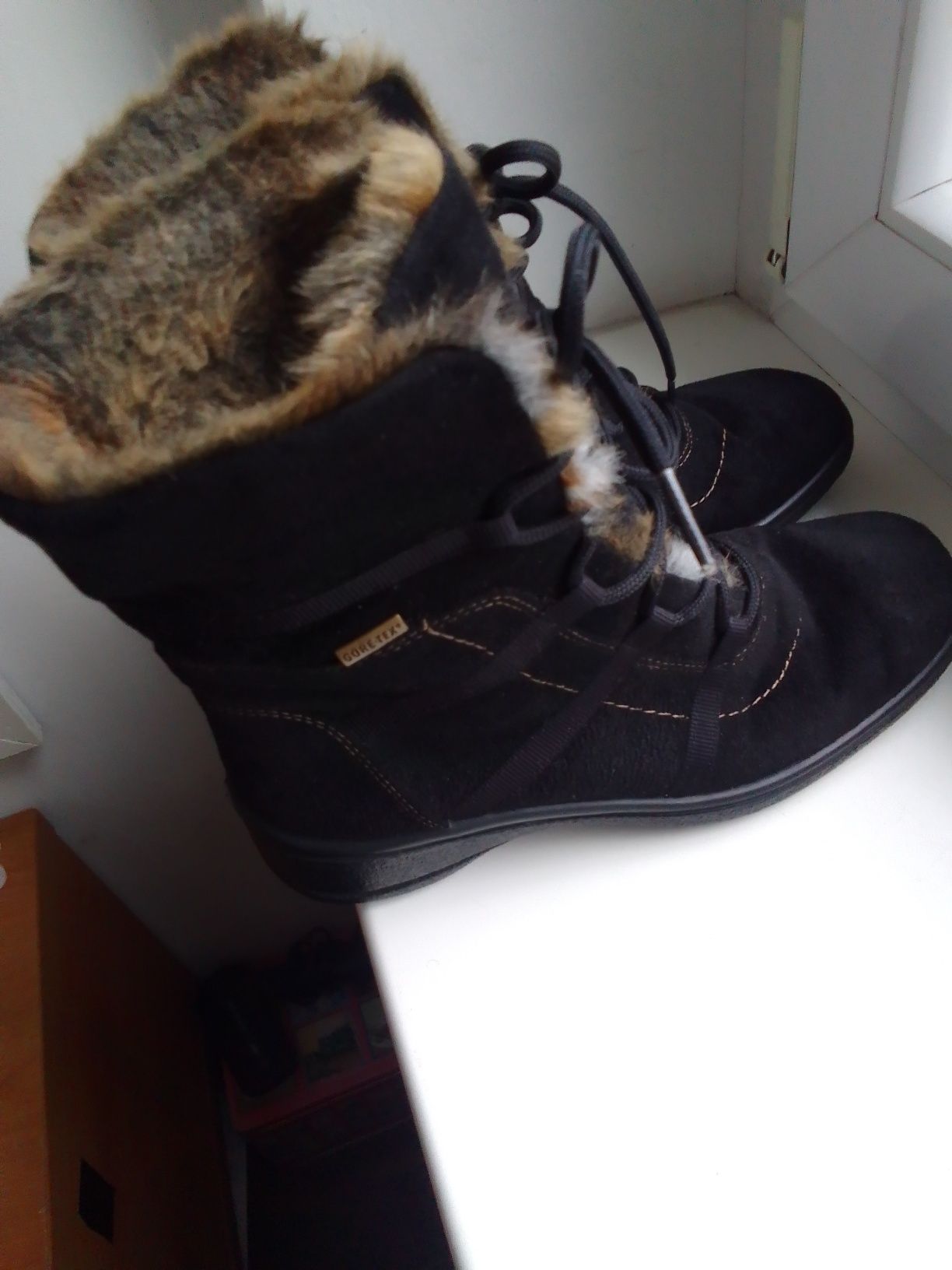 Obuwie damskie zimowe Gore-Tex r.4 i 1/2.